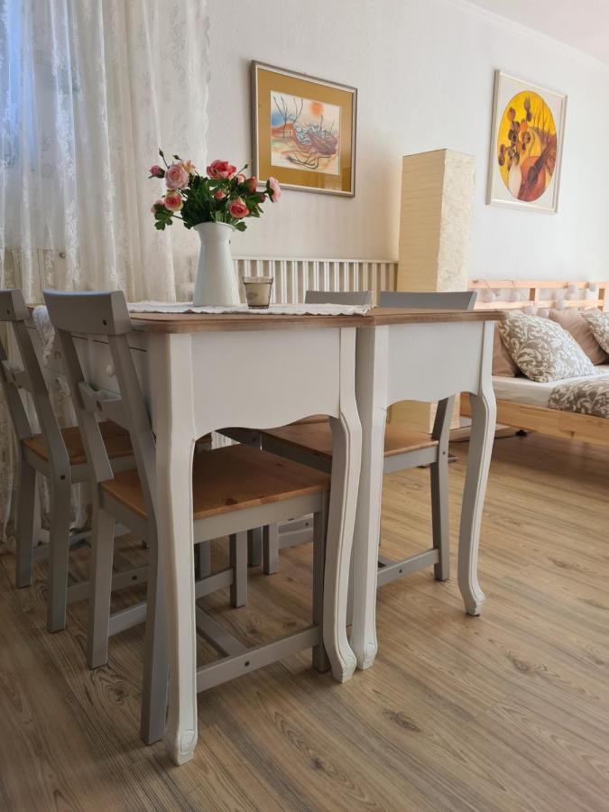 Апартаменты Apartman Prace Экстерьер фото