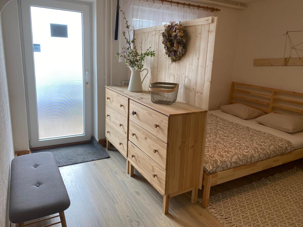Апартаменты Apartman Prace Экстерьер фото