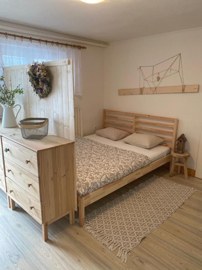 Апартаменты Apartman Prace Экстерьер фото